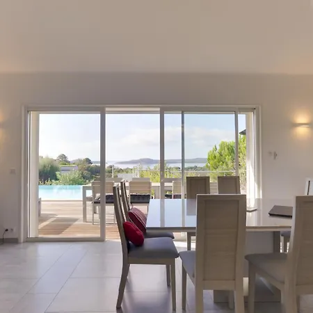 Padulaccia By Pinarello Services Willa