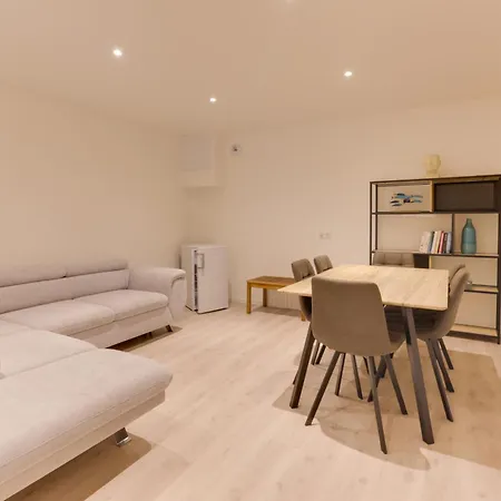 Padulaccia By Pinarello Services * Pinarellu