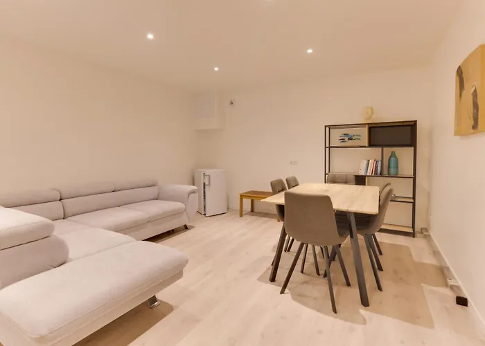 Padulaccia By Pinarello Services * Pinarellu